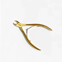 Load image into Gallery viewer, Betty Nail Clipper